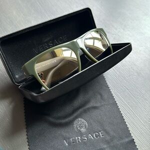 Versace Sunglasses Model 4346 Green / Gray Mirrored Lenses